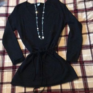 Venus 🍂🍂black sweater tunic🍁🍁